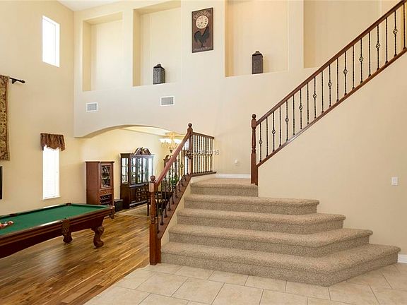 4th image of 7840 Regency Park St