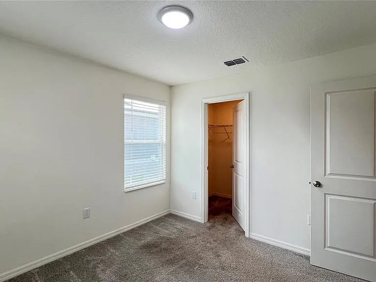 1340 Mirabella Cir — Photo 26