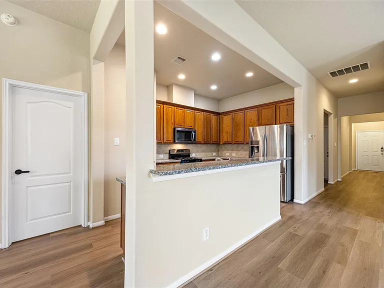 39 Butternut Grove Pl — Photo 6