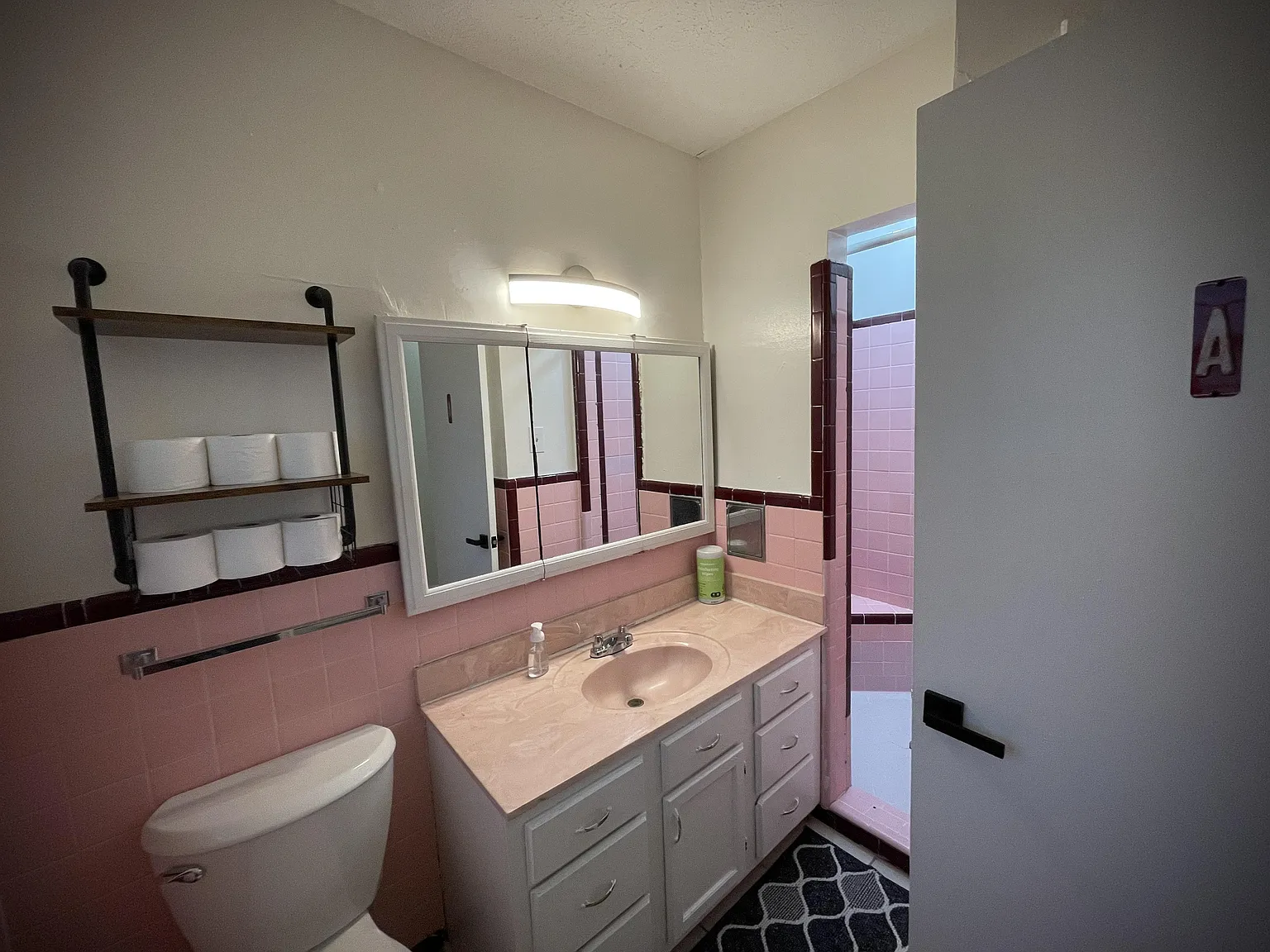 4 bed, 3.0 bath, 1700 sqft, $888 — Photo 4
