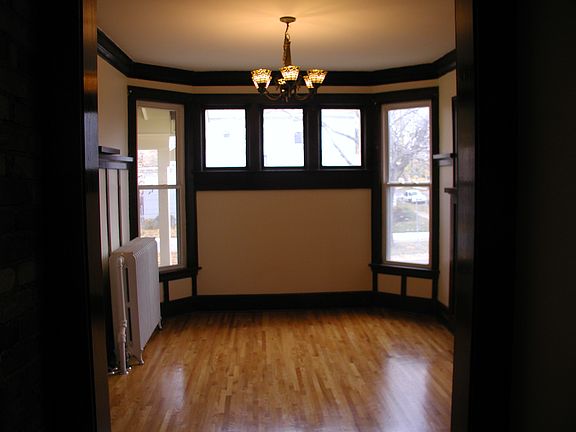 4th image of 783 Carroll Ave
