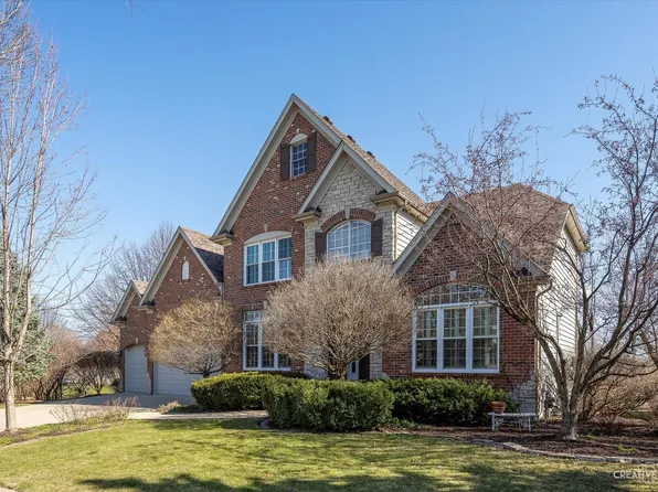 2361 Kane Ln, Batavia, IL 60510