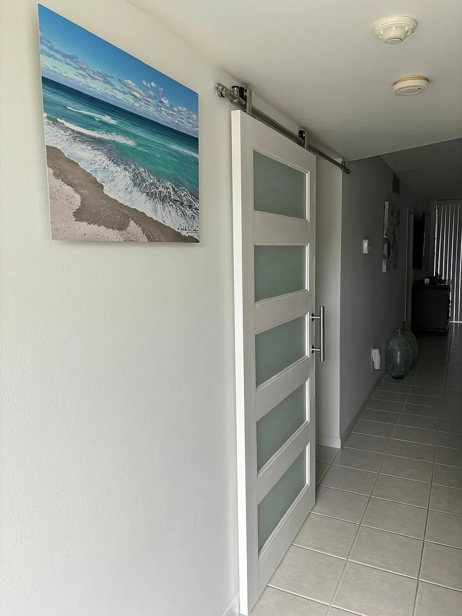 Building Photo - 9900 S Ocean Dr #1
