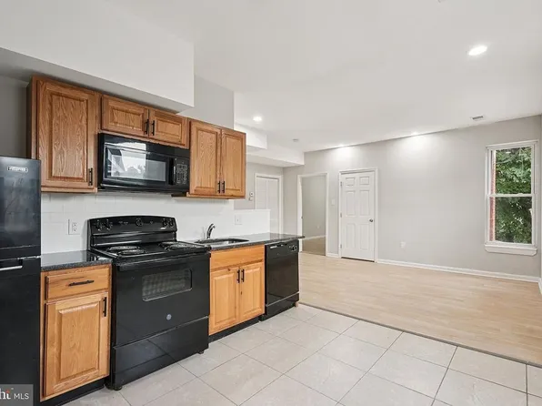 1009 W Main St #2, Norristown, PA 19401