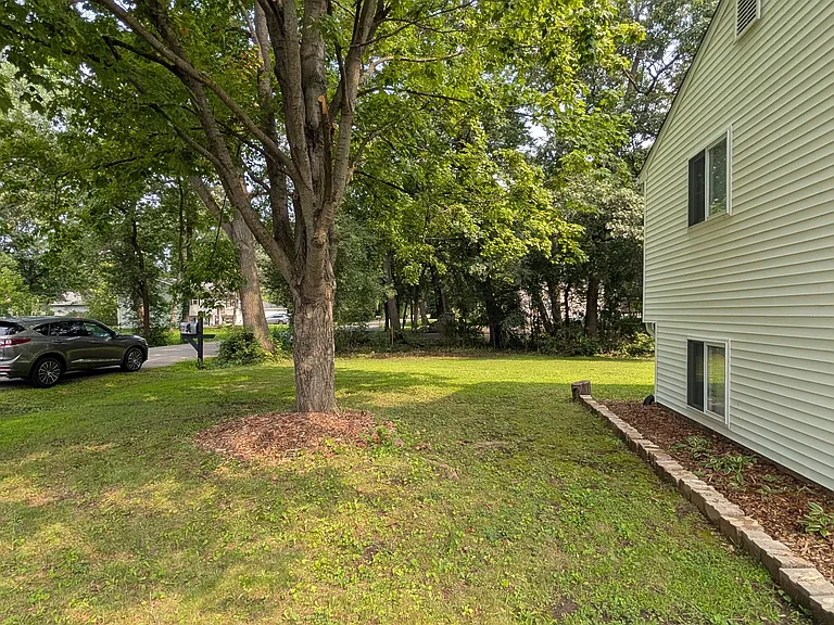 37055 N Capillo Ave — Photo 10