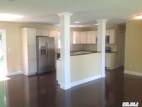 5th image of 70 Pinewood Dr