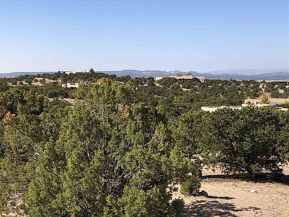 4th image of 7 Eagle Dancer Ct Lot 1