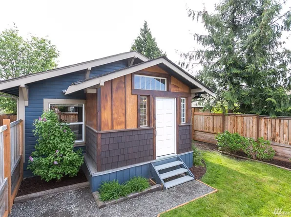 2808 Woburn St, Bellingham, WA 98226