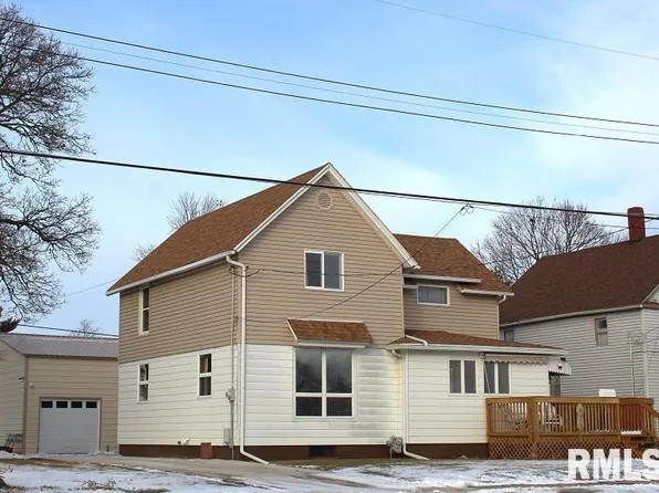 436 Pine St, Kewanee, IL 61443