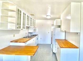 100 W Via Olivera APT 17, Palm Springs, CA 92262