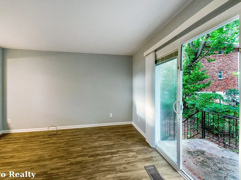 1804 Lyle Ave #2 — Photo 14