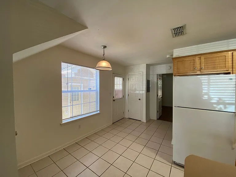 The Cove - 2210 — Photo 7