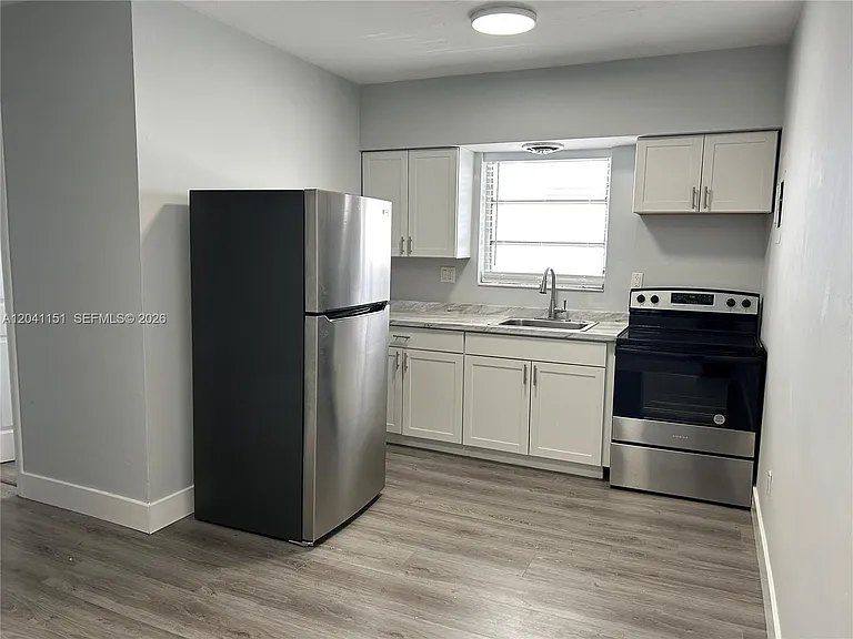 1346 Alton Rd #B2 — Photo 3