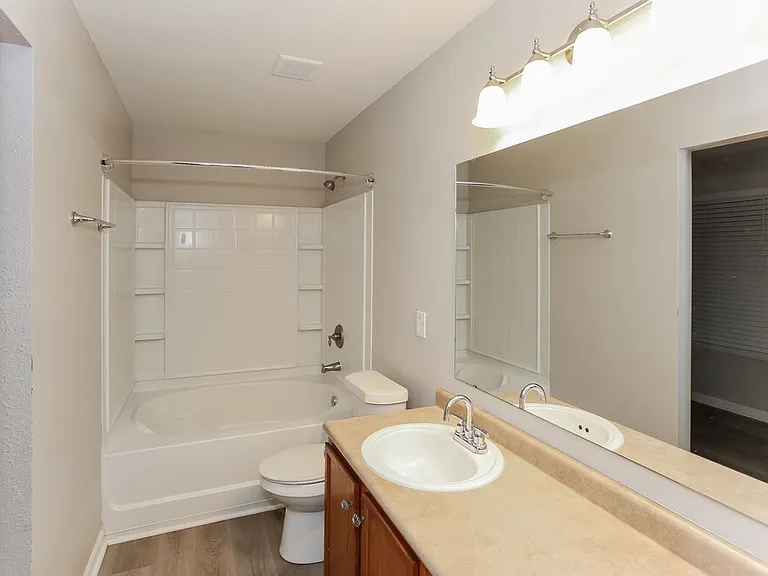 4210 Kellybrook Dr — Photo 8