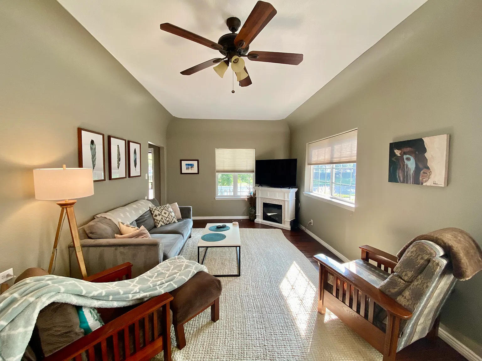 2 bed, 1665 sqft, $2,600 — Photo 3