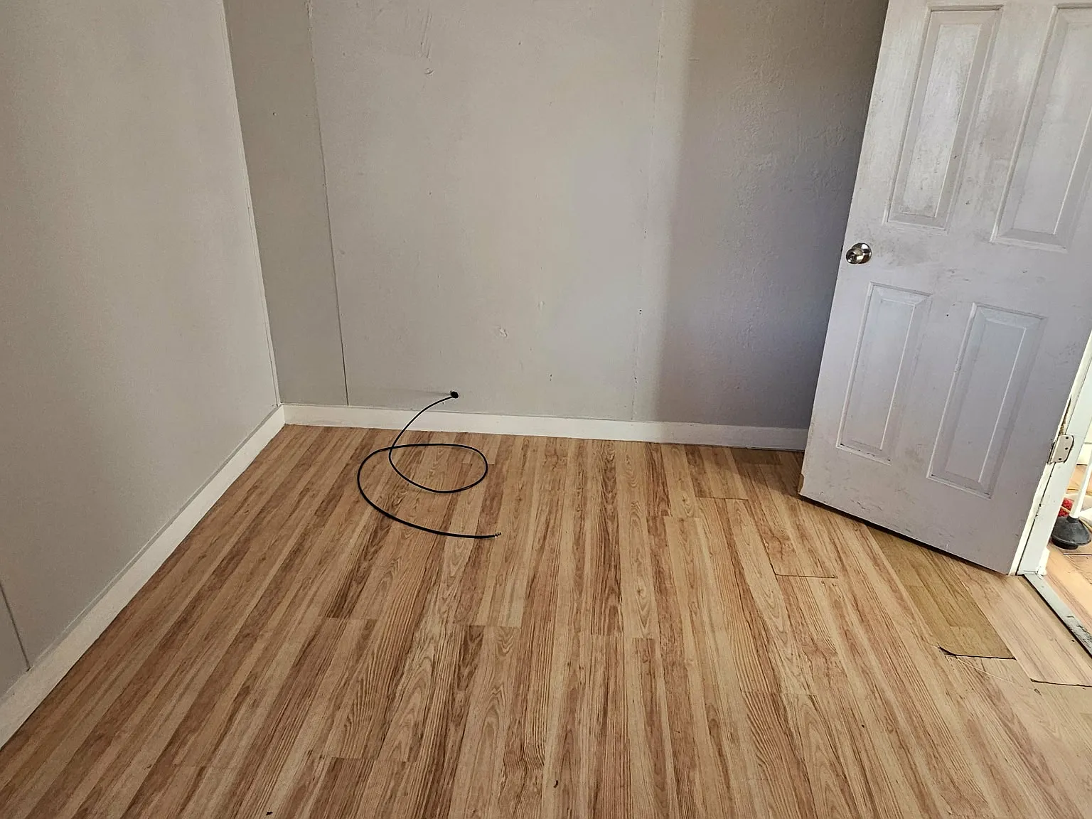 2 bed, 900 sqft, $1,500 — Photo 4