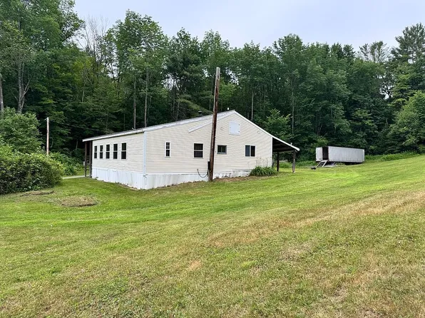 119 Victory Dr, Windsor, VT 05089