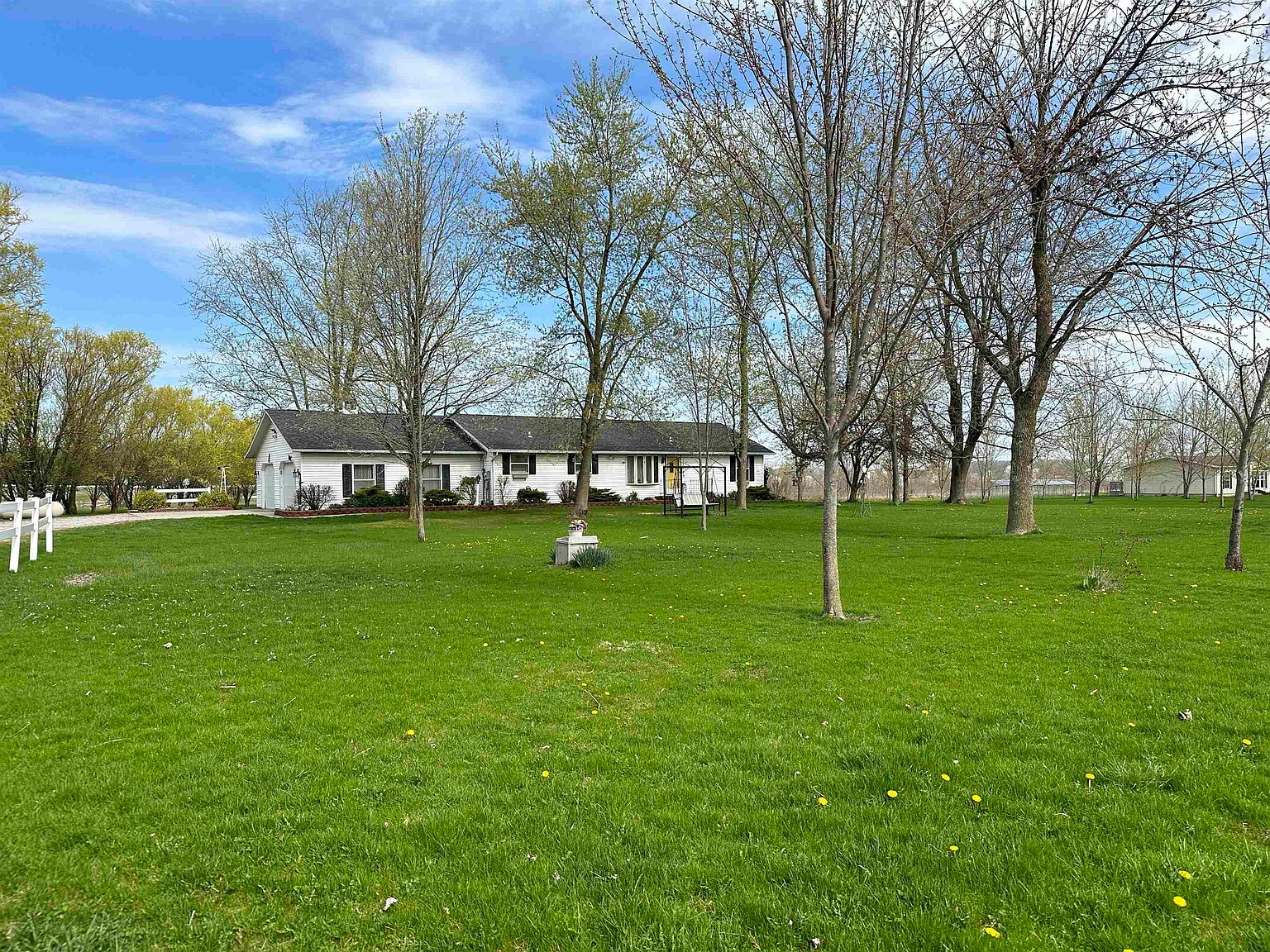 11725 N River Rd, New Haven, IN 46774 Zillow