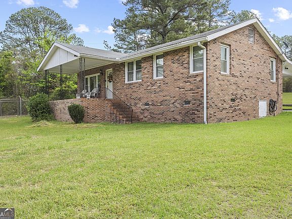 2nd image of 2917 Ruark Rd