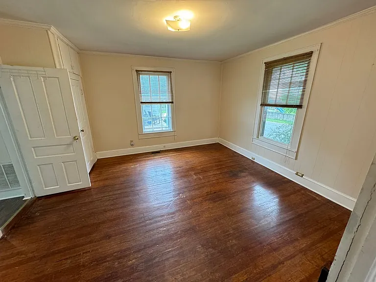 805 Alma Ave — Photo 7