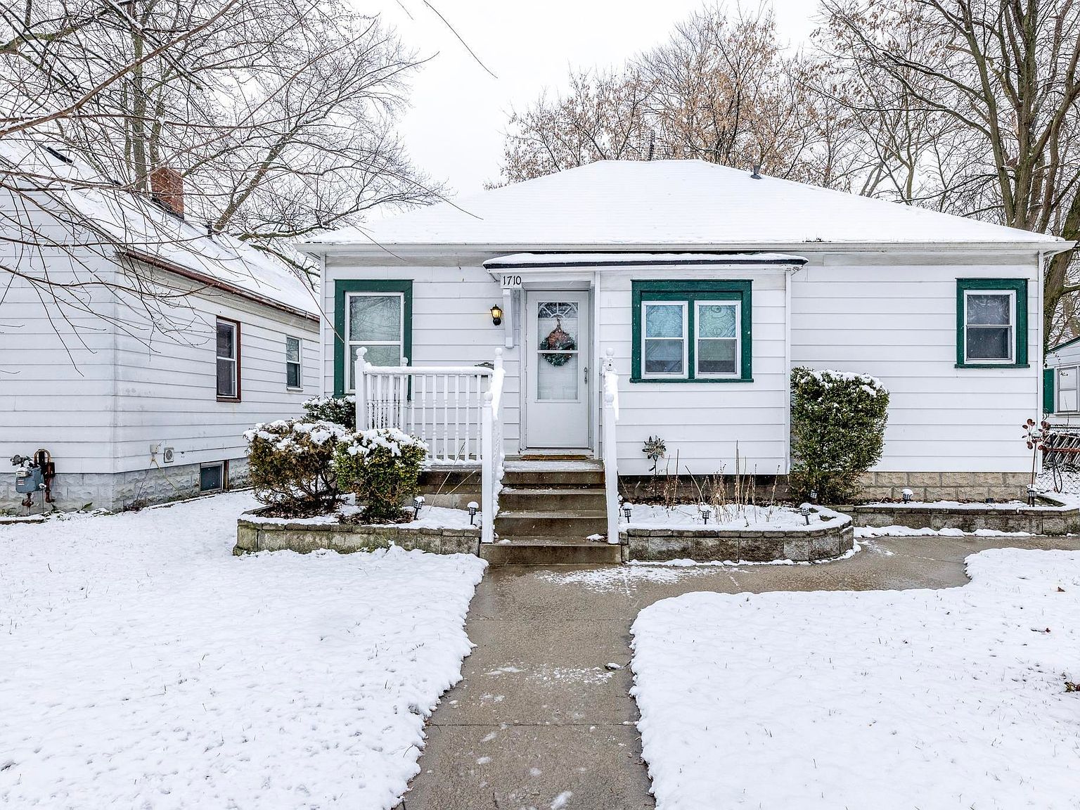1710 15th St, Port Huron, MI 48060 Zillow