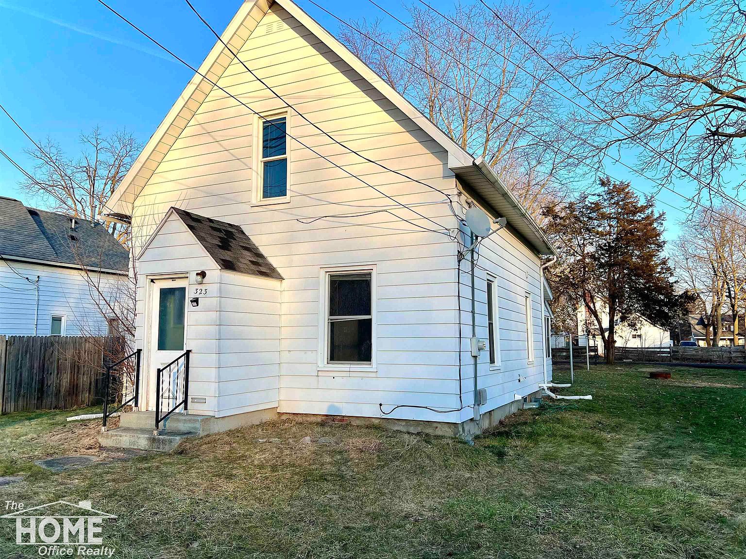 323 S Chipman St, Owosso, MI 48867 Zillow