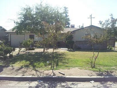 27312 Parkwood Ave photo 1
