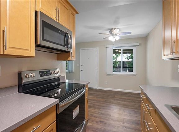 5th image of 2124 Park Avenue Santa Clara Border