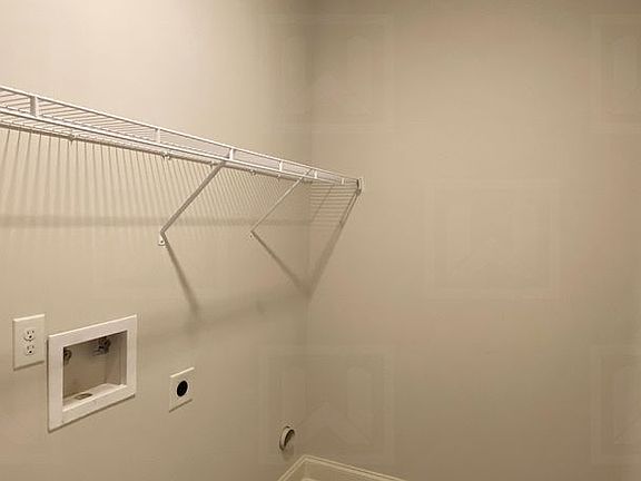 5th image of 5430 Bluebell Cir