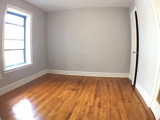 Rented by Lang Realty LLC | media 4