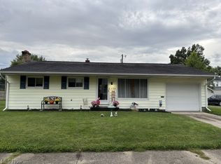 224 E Slingluff Ave, Dover, OH 44622