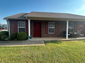 3300 SW Landau Ct