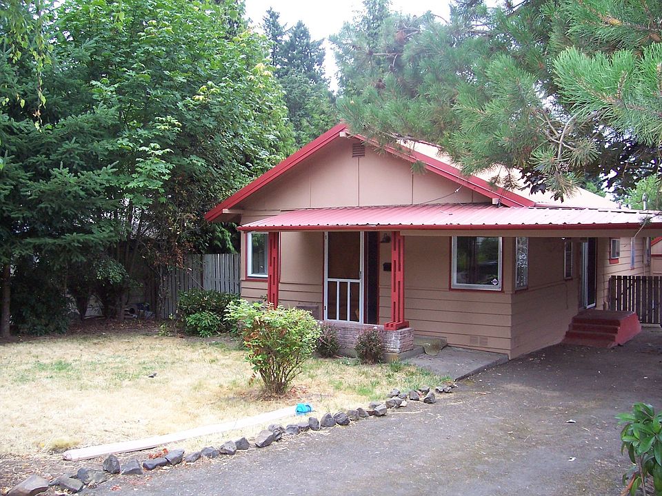 Geer Exterior