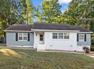 5217 Clearwater Rd, Charlotte, NC 28217