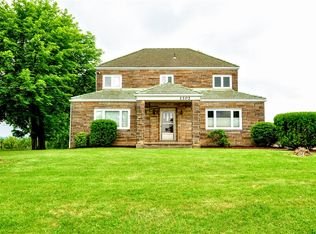 1302 Wickerham Dr, Monongahela, PA