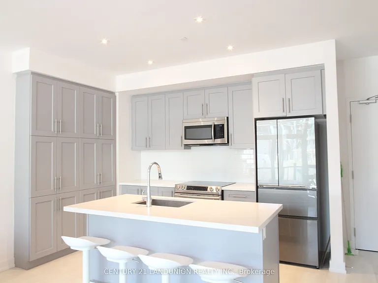 375 Sea Ray Ave #126 — Photo 5
