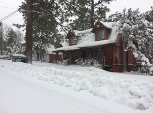 240 Sunset Ln, Sugarloaf, CA 92386