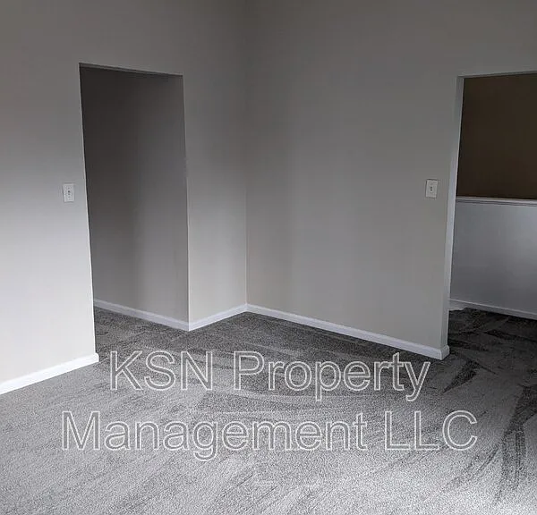 1124 Collins St — Photo 3