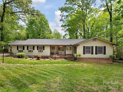214 Heathcote Rd, Hendersonville, NC, 28791