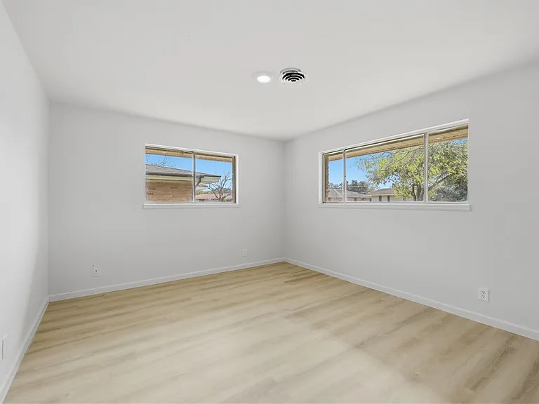 3314 Casa De Palmas Dr — Photo 12