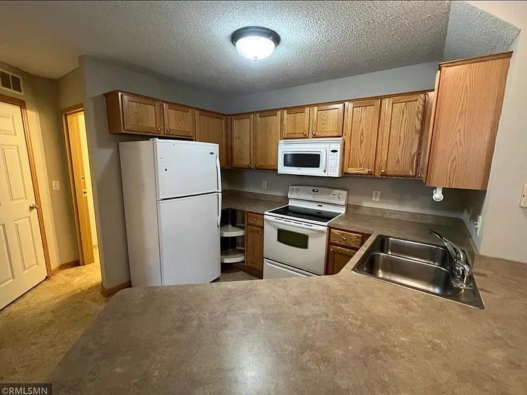 17446 Gettysburg Way #22170 — Photo 2