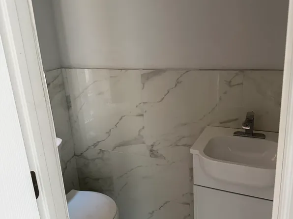 (undisclosed Address), Bronx, NY 10456
