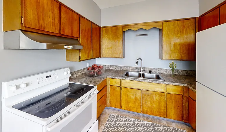 11859 N Main St #4 — Photo 7