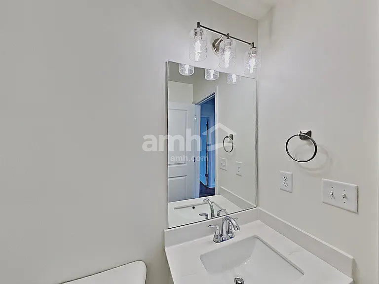 693 Woodall Rd — Photo 12