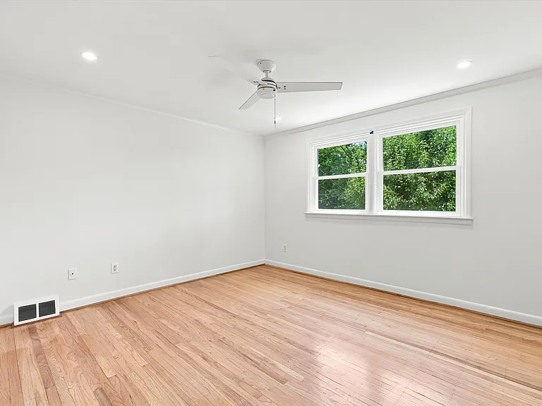 1441 Sandwood Rd — Photo 12