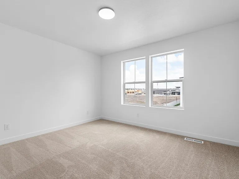 1594 E 6755 N — Photo 8
