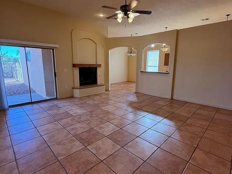 4804 Camino Dos Vidas — Photo 6