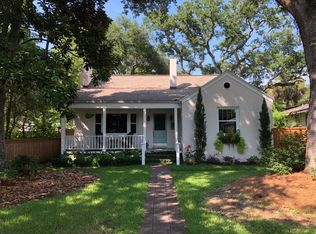 303 Magnolia Rd, Charleston, SC 29407