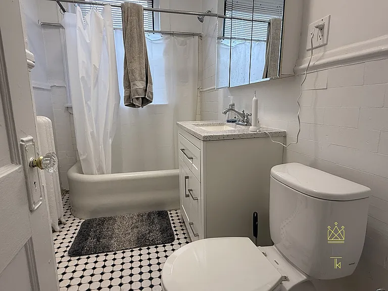 1959 Commonwealth Ave #6 — Photo 8