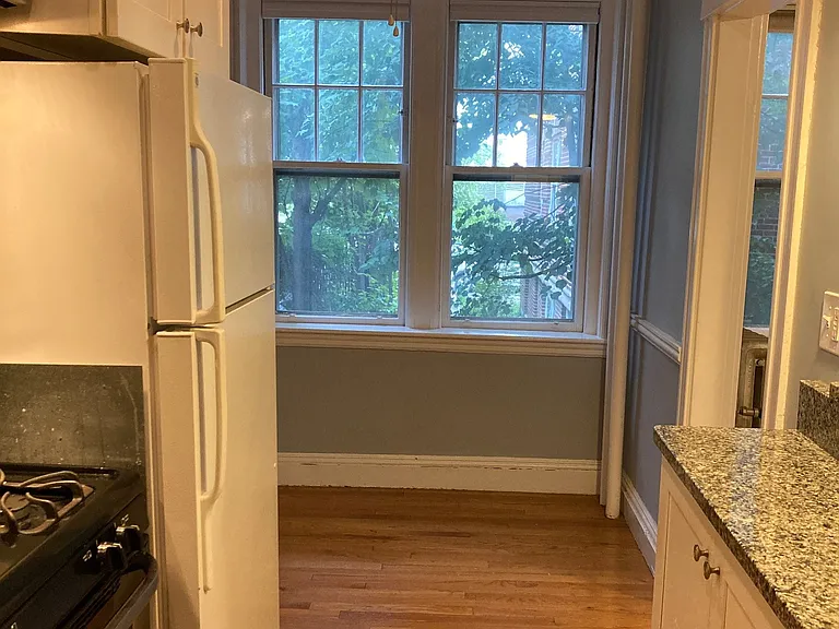 1699 Cambridge St #8 — Photo 7